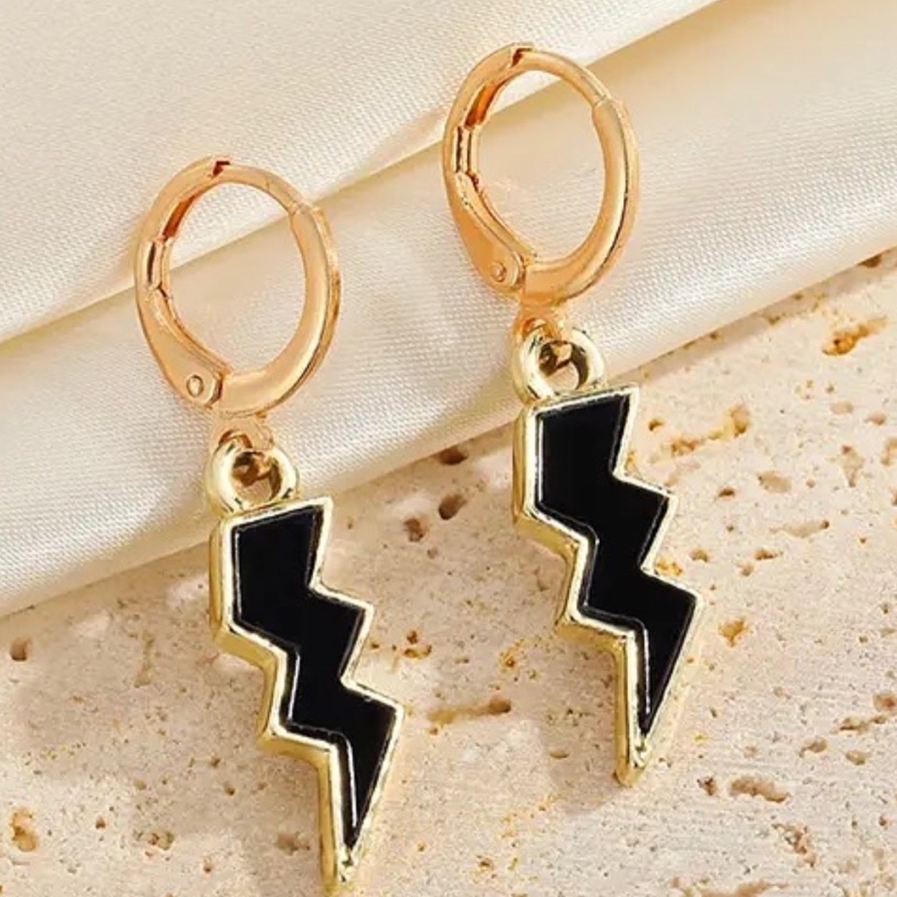 Lightning bolt hugging earrings